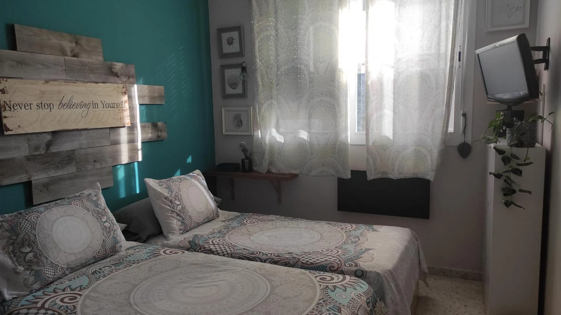 Habitacion Doble Con Aseo Compartido location